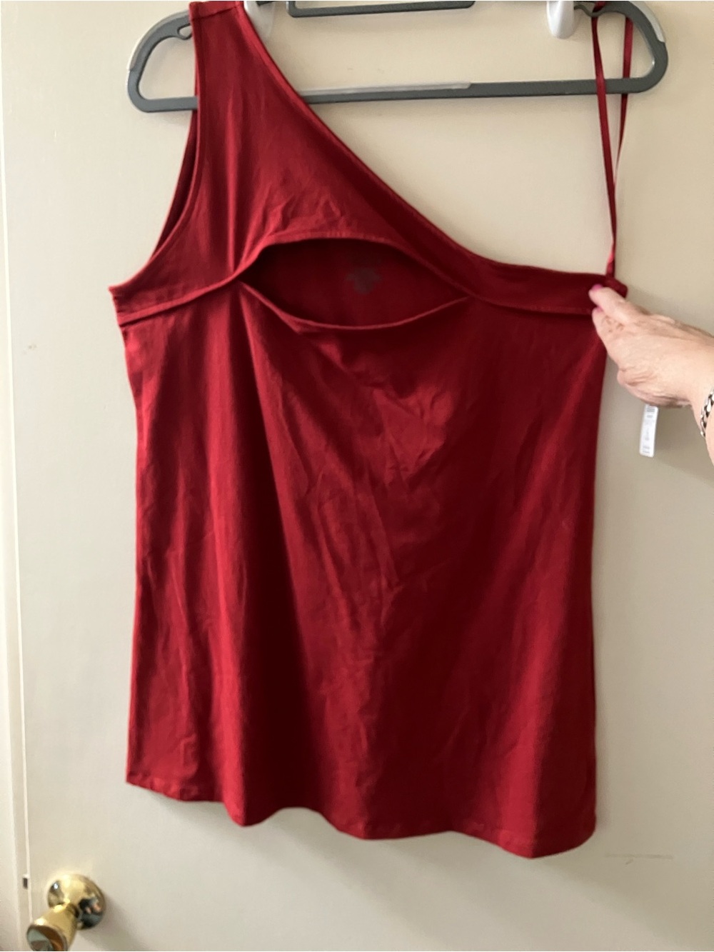 Torrid size 2X red foxy one shoulder tank with cut out